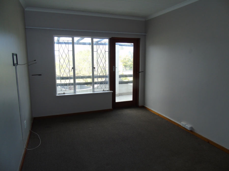 To Let 3 Bedroom Property for Rent in Beacon Bay Eastern Cape